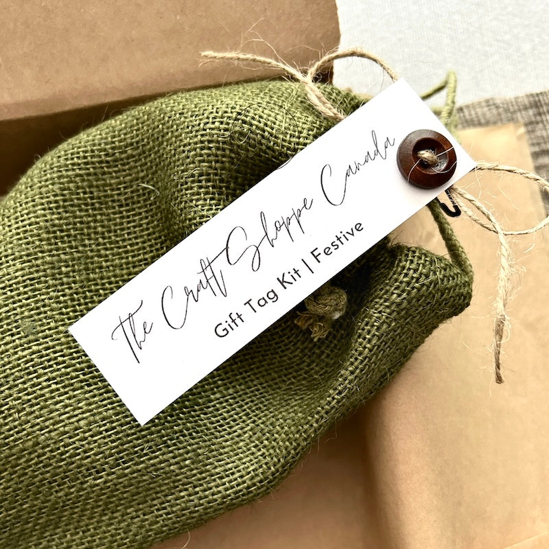 A look at how gift tag kits are packaged.